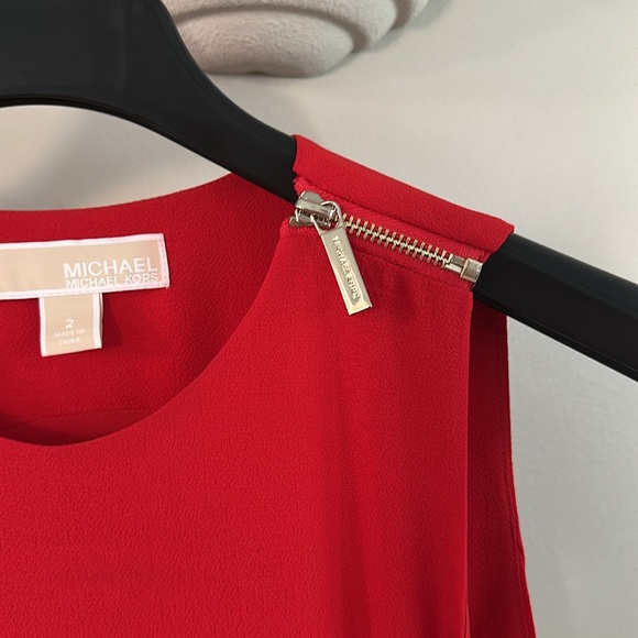 Michael Kors Crepe Belted Jumpsuit Vibrant Red Sleeveless - Picture 4 of 6